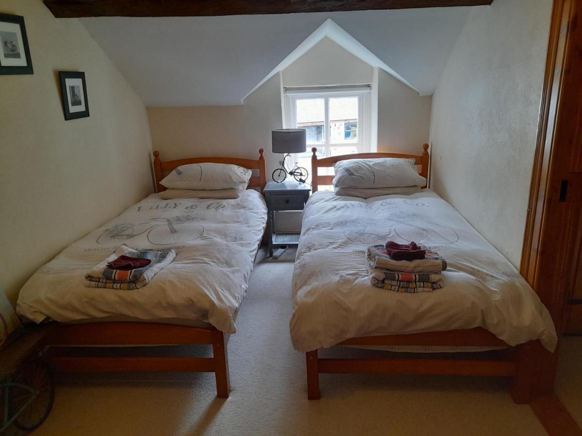 Moira Cottages @Berwickhall Sleeps 12 外观 照片